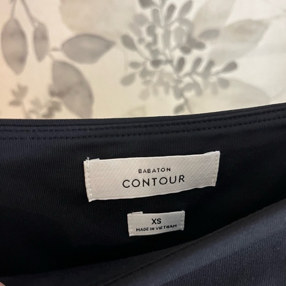aritzia “contour” square neck bodysuit - Picture 4 of 4